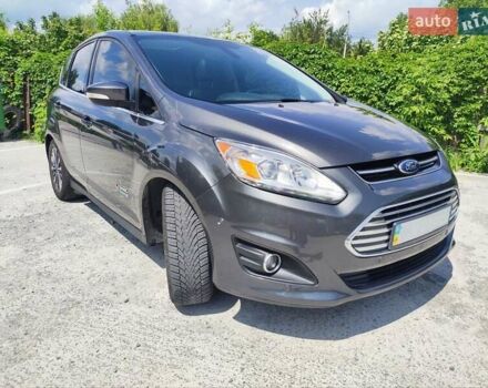 Серый Форд Си-Макс, объемом двигателя 2 л и пробегом 215 тыс. км за 15200 $, фото 5 на Automoto.ua
