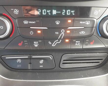 Серый Форд Си-Макс, объемом двигателя 1.5 л и пробегом 182 тыс. км за 13000 $, фото 15 на Automoto.ua