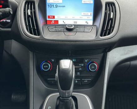 Сірий Форд Сі-Макс, об'ємом двигуна 2 л та пробігом 167 тис. км за 11500 $, фото 20 на Automoto.ua