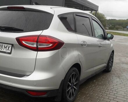 Серый Форд Си-Макс, объемом двигателя 1.5 л и пробегом 182 тыс. км за 13000 $, фото 4 на Automoto.ua