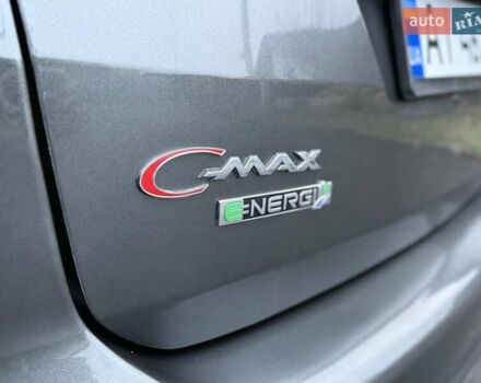 Серый Форд Си-Макс, объемом двигателя 2 л и пробегом 192 тыс. км за 12300 $, фото 12 на Automoto.ua