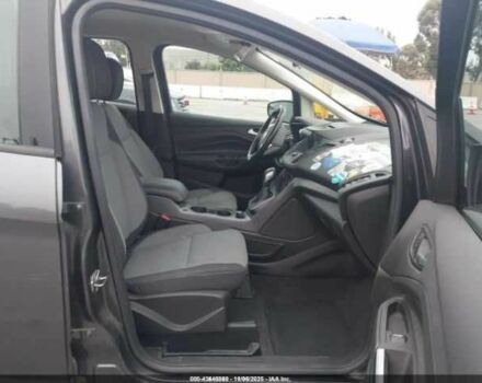 Серый Форд Си-Макс, объемом двигателя 2 л и пробегом 71 тыс. км за 2300 $, фото 4 на Automoto.ua