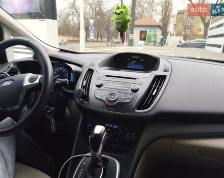 Серый Форд Си-Макс, объемом двигателя 2 л и пробегом 252 тыс. км за 12799 $, фото 12 на Automoto.ua