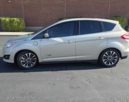 Серый Форд Си-Макс, объемом двигателя 2 л и пробегом 64 тыс. км за 4600 $, фото 3 на Automoto.ua