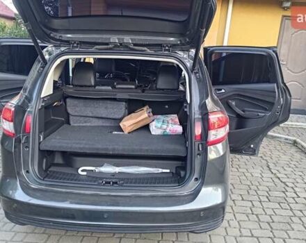 Серый Форд Си-Макс, объемом двигателя 2 л и пробегом 215 тыс. км за 15200 $, фото 120 на Automoto.ua