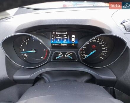 Серый Форд Си-Макс, объемом двигателя 1.5 л и пробегом 238 тыс. км за 11500 $, фото 16 на Automoto.ua