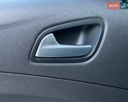 Серый Форд Си-Макс, объемом двигателя 2 л и пробегом 135 тыс. км за 9590 $, фото 35 на Automoto.ua