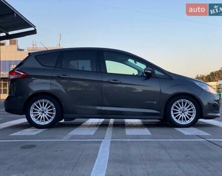 Серый Форд Си-Макс, объемом двигателя 2 л и пробегом 135 тыс. км за 9590 $, фото 5 на Automoto.ua