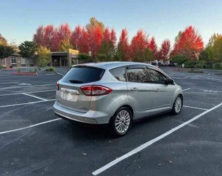 Серый Форд Си-Макс, объемом двигателя 2 л и пробегом 89 тыс. км за 3500 $, фото 2 на Automoto.ua