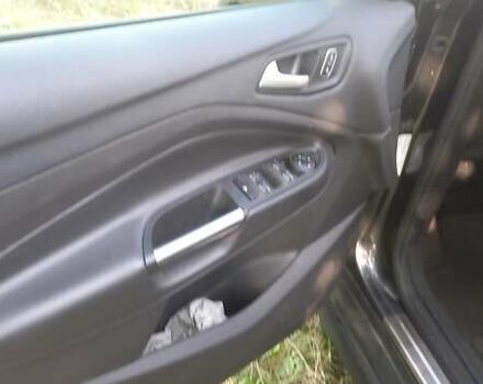 Серый Форд Си-Макс, объемом двигателя 2 л и пробегом 66 тыс. км за 13800 $, фото 6 на Automoto.ua