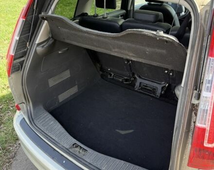 Сірий Форд Сі-Макс, об'ємом двигуна 2 л та пробігом 205 тис. км за 7500 $, фото 6 на Automoto.ua