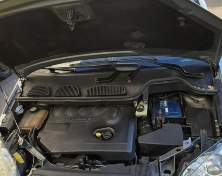 Серый Форд Си-Макс, объемом двигателя 2 л и пробегом 385 тыс. км за 5000 $, фото 8 на Automoto.ua