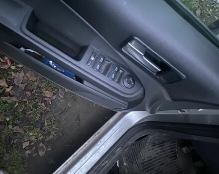 Серый Форд Си-Макс, объемом двигателя 1.8 л и пробегом 318 тыс. км за 3100 $, фото 17 на Automoto.ua