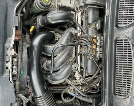 Серый Форд Си-Макс, объемом двигателя 1.6 л и пробегом 189 тыс. км за 5500 $, фото 10 на Automoto.ua
