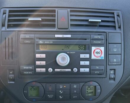 Серый Форд Си-Макс, объемом двигателя 2 л и пробегом 211 тыс. км за 4200 $, фото 9 на Automoto.ua