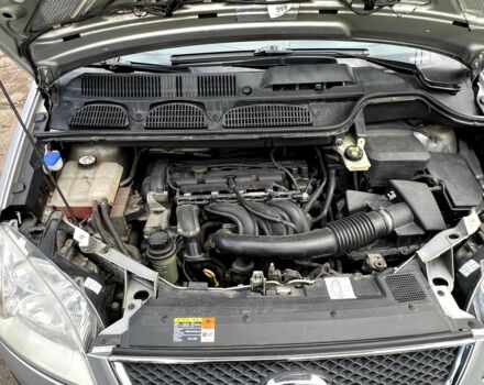 Сірий Форд Сі-Макс, об'ємом двигуна 1.6 л та пробігом 256 тис. км за 5200 $, фото 1 на Automoto.ua