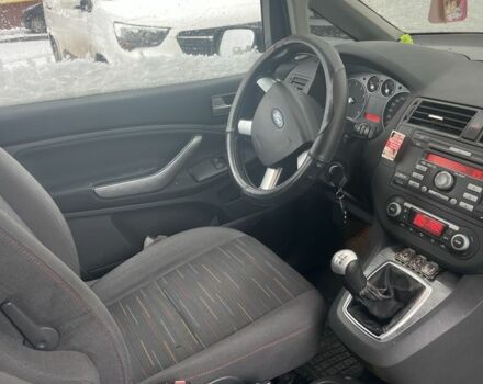 Серый Форд Си-Макс, объемом двигателя 1.6 л и пробегом 270 тыс. км за 3999 $, фото 4 на Automoto.ua