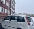 Серый Форд Си-Макс, объемом двигателя 1.6 л и пробегом 270 тыс. км за 4400 $, фото 2 на Automoto.ua