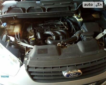 Серый Форд Си-Макс, объемом двигателя 1.6 л и пробегом 203 тыс. км за 5500 $, фото 10 на Automoto.ua