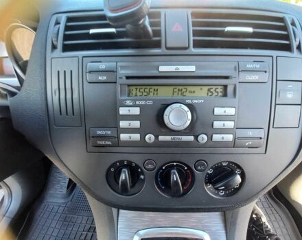 Серый Форд Си-Макс, объемом двигателя 1.6 л и пробегом 238 тыс. км за 4990 $, фото 8 на Automoto.ua