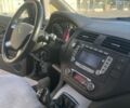 Серый Форд Си-Макс, объемом двигателя 1.6 л и пробегом 300 тыс. км за 6200 $, фото 14 на Automoto.ua
