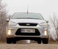 Серый Форд Си-Макс, объемом двигателя 1.6 л и пробегом 380 тыс. км за 5500 $, фото 1 на Automoto.ua
