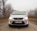 Серый Форд Си-Макс, объемом двигателя 1.6 л и пробегом 380 тыс. км за 5500 $, фото 5 на Automoto.ua