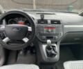 Серый Форд Си-Макс, объемом двигателя 1.6 л и пробегом 260 тыс. км за 4900 $, фото 5 на Automoto.ua