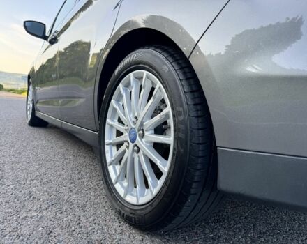 Серый Форд Си-Макс, объемом двигателя 2 л и пробегом 108 тыс. км за 12000 $, фото 6 на Automoto.ua