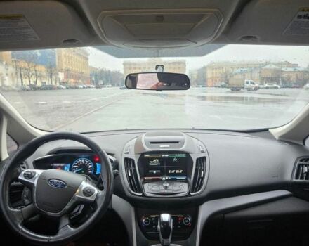 Серый Форд Си-Макс, объемом двигателя 2 л и пробегом 270 тыс. км за 10000 $, фото 5 на Automoto.ua