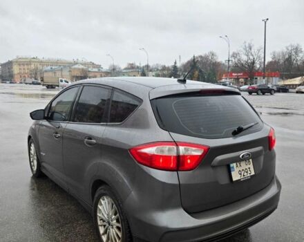 Серый Форд Си-Макс, объемом двигателя 2 л и пробегом 270 тыс. км за 10000 $, фото 1 на Automoto.ua