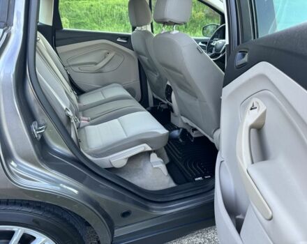 Серый Форд Си-Макс, объемом двигателя 2 л и пробегом 108 тыс. км за 12000 $, фото 9 на Automoto.ua