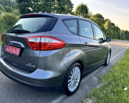 Серый Форд Си-Макс, объемом двигателя 2 л и пробегом 108 тыс. км за 12000 $, фото 2 на Automoto.ua