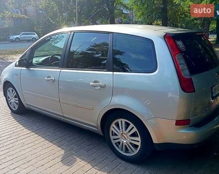 Серый Форд Си-Макс, объемом двигателя 2 л и пробегом 233 тыс. км за 5000 $, фото 1 на Automoto.ua