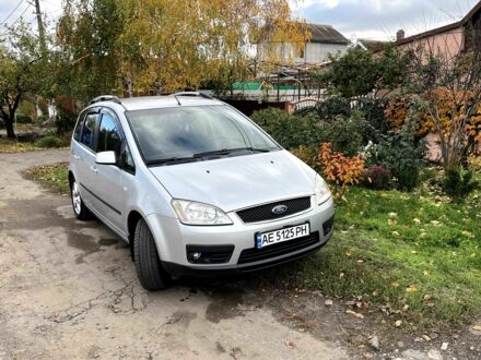 Серый Форд Си-Макс, объемом двигателя 1.6 л и пробегом 256 тыс. км за 5200 $, фото 1 на Automoto.ua