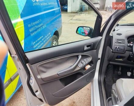 Сірий Форд Сі-Макс, об'ємом двигуна 1.8 л та пробігом 330 тис. км за 6500 $, фото 1 на Automoto.ua