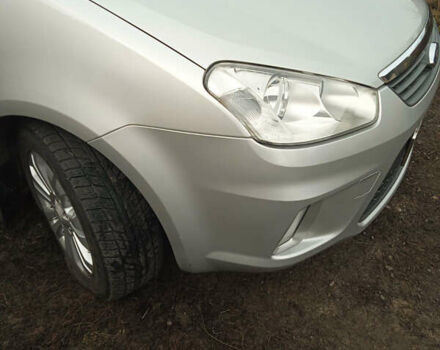 Сірий Форд Сі-Макс, об'ємом двигуна 1.6 л та пробігом 225 тис. км за 5650 $, фото 1 на Automoto.ua