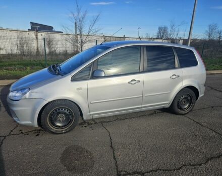 Серый Форд Си-Макс, объемом двигателя 0 л и пробегом 300 тыс. км за 4400 $, фото 1 на Automoto.ua