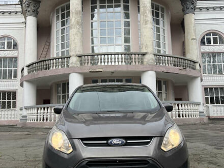 Серый Форд Си-Макс, объемом двигателя 1.6 л и пробегом 138 тыс. км за 9300 $, фото 1 на Automoto.ua