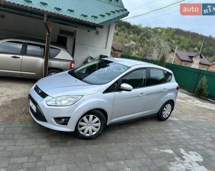 Серый Форд Си-Макс, объемом двигателя 1.56 л и пробегом 214 тыс. км за 8400 $, фото 1 на Automoto.ua