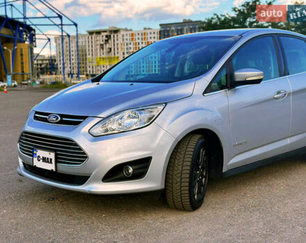 Серый Форд Си-Макс, объемом двигателя 2 л и пробегом 117 тыс. км за 12500 $, фото 1 на Automoto.ua