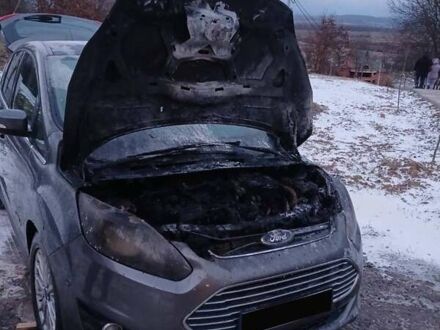 Сірий Форд Сі-Макс, об'ємом двигуна 2 л та пробігом 100 тис. км за 4000 $, фото 1 на Automoto.ua