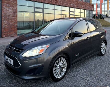 Серый Форд Си-Макс, объемом двигателя 2 л и пробегом 175 тыс. км за 12490 $, фото 1 на Automoto.ua