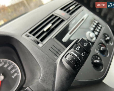 Синій Форд Сі-Макс, об'ємом двигуна 1.6 л та пробігом 179 тис. км за 4800 $, фото 47 на Automoto.ua