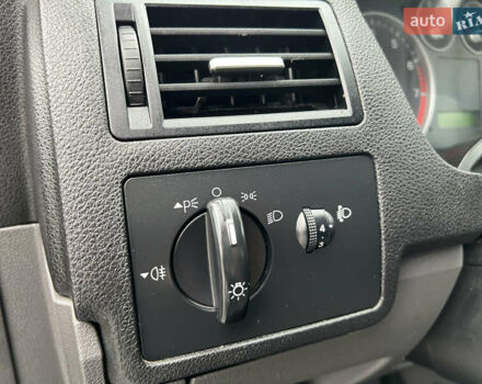 Синій Форд Сі-Макс, об'ємом двигуна 1.6 л та пробігом 179 тис. км за 4800 $, фото 66 на Automoto.ua