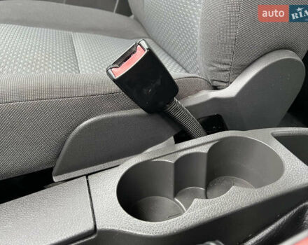 Синій Форд Сі-Макс, об'ємом двигуна 1.6 л та пробігом 179 тис. км за 4800 $, фото 56 на Automoto.ua