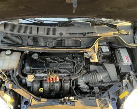 Синий Форд Си-Макс, объемом двигателя 1.8 л и пробегом 333 тыс. км за 4300 $, фото 6 на Automoto.ua