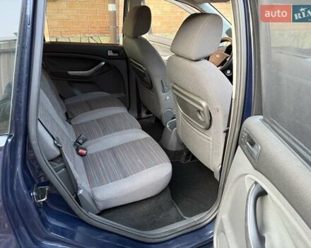 Синий Форд Си-Макс, объемом двигателя 1.6 л и пробегом 241 тыс. км за 5800 $, фото 16 на Automoto.ua