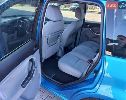 Синій Форд Сі-Макс, об'ємом двигуна 1.6 л та пробігом 216 тис. км за 5650 $, фото 5 на Automoto.ua