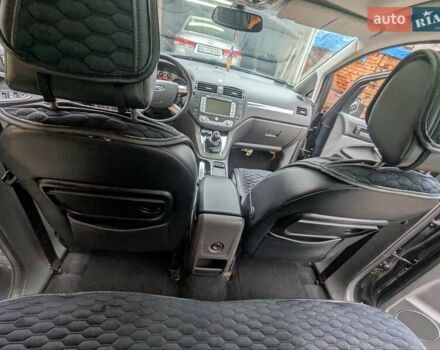 Синий Форд Си-Макс, объемом двигателя 2 л и пробегом 300 тыс. км за 5500 $, фото 9 на Automoto.ua